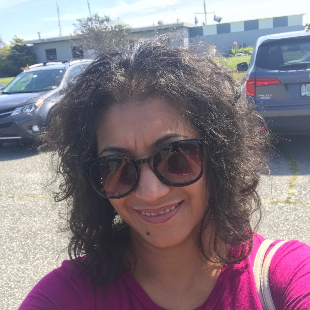 Meet your Posher, Kenia